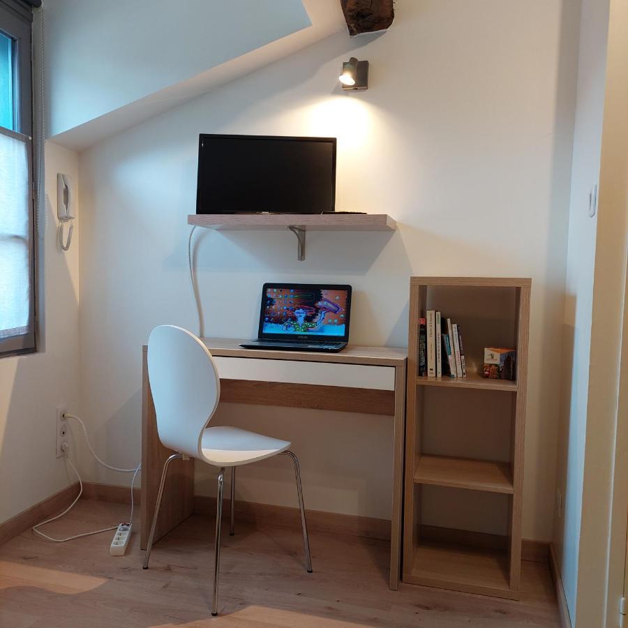 Appart Face Au Mail 里摩日 外观 照片